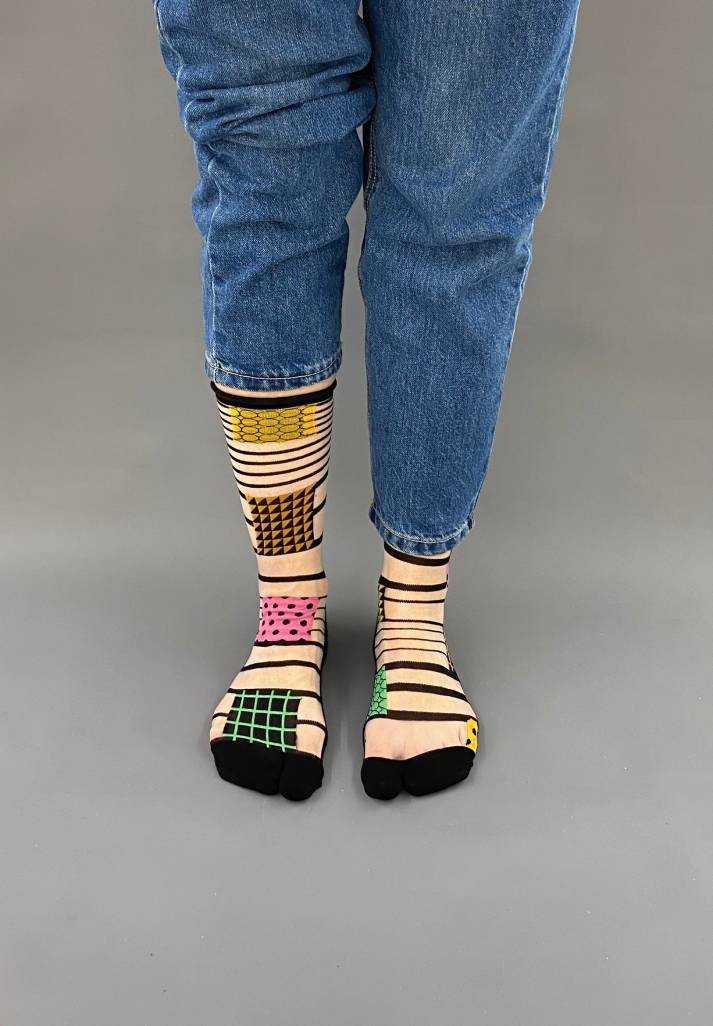 CALCETINES tabi media patchwork rosa amarillo y verde - Imagen 2